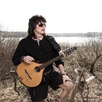Official Ritchie Blackmore Profile