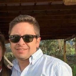 Antisocialista causa-efecto lo que te propones lo consigues nada es caído del cielo amo mi familia Liguista desde la cuna un buen vino Nadal Schumacher Runner..
