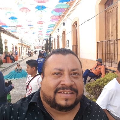 Chiapanecote 100% Villaflorense. Periodismo con vision ética y totalmente profesional. Director del semanario Con-Tacto en la Frailesca