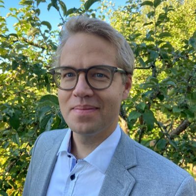 MD, PhD, #PlasticSurgeon at Tampere University Hospital (@TAYS_sairaala). Focused especially on #limbsalvage, #breastreconstruction, #microsurgery and good life