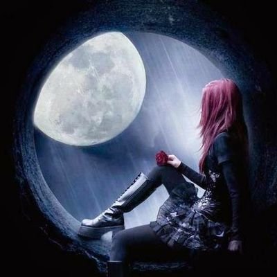 prudlizz's profile picture. Desearía no haber tenido expectativas 

🎵🌚🌈⚽️