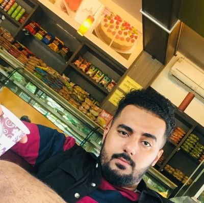 salahalselwi16's profile picture. I'm that man 
He doesn't look like anyone