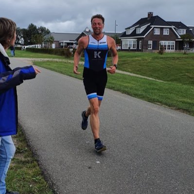 marssnaat's profile picture. Running // cycling // snowboarding // skiing