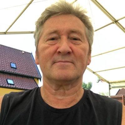 manjimster's profile picture. 