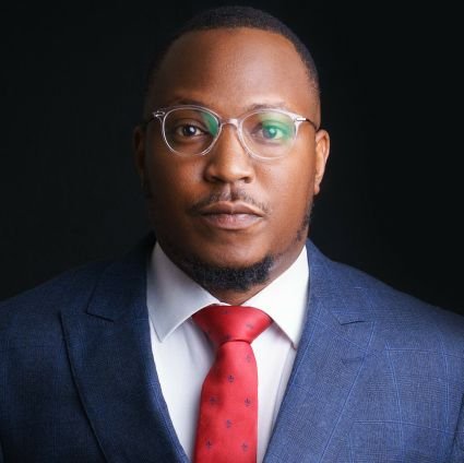 Its_Ronel's profile picture. 