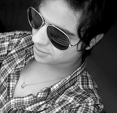 Prefiro ser odiado pelo que eu sou, do que amado pelo que não sou. (Kurt)