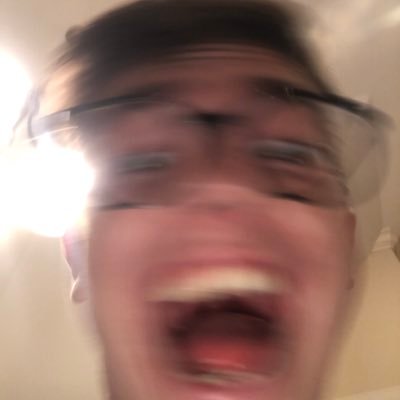 _adbzk's profile picture. {he/him}