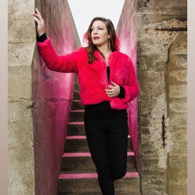 👋 I love to sing familiar favorites and rare gems from The Great American Songbook, and new music! Pianists and songwriters- introduce yourself! 🎹 🎶 🤝