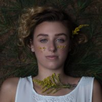 zoë (@zoeksamila) 's Twitter Profile