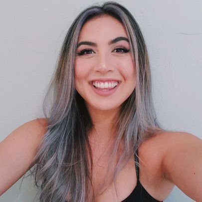 heyiamcourtney's profile picture. I have random thoughts and apparently I'm not alone in this, because that's why they made Twitter 🤷‍♀️