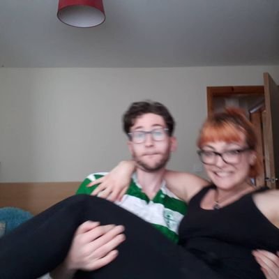 Caley1994's profile picture. A singer, somehow