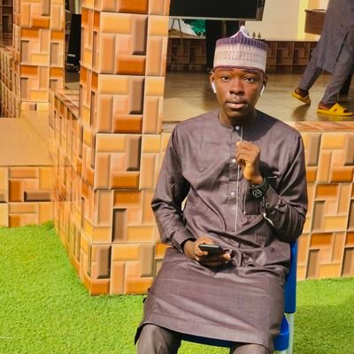 yusuf_usamatu's profile picture. Alhamdulillah 
 pls follow old account has been hacked