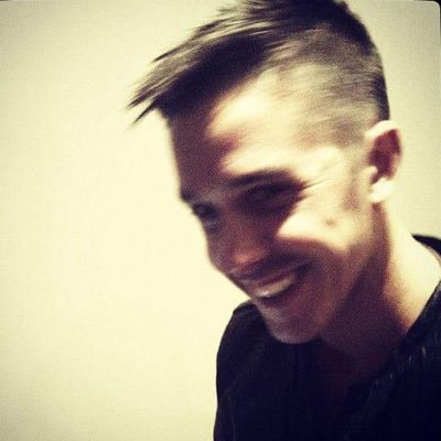 demagalhaes's profile picture. Take me to your leader!