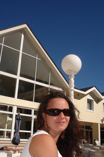 d_nevves's profile picture. Language Coach: English and Portuguese. Cursos digitais personalizados. LiveClasses Qua e Sex às 18h; Qui às 12h. Youtube: eDiomas eLearning