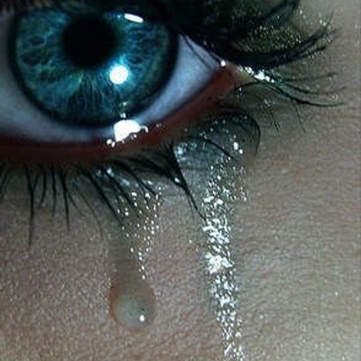 sad girl emoting on twitter i cry my tears not from my eyes but