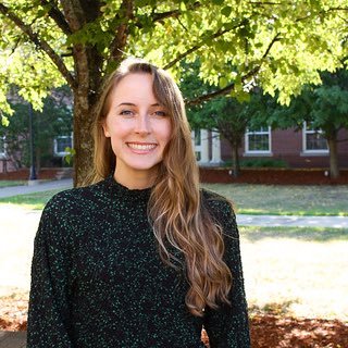 Digital Communications Officer at @StThomasU | Journalism + Communications Alumna | Outdoor enthusiast | Passionate about international education 🌎