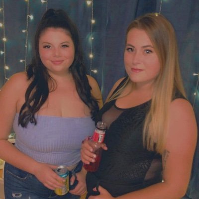 erinashley1330's profile picture. now I'm graduated   ¯\_(ツ)_/¯