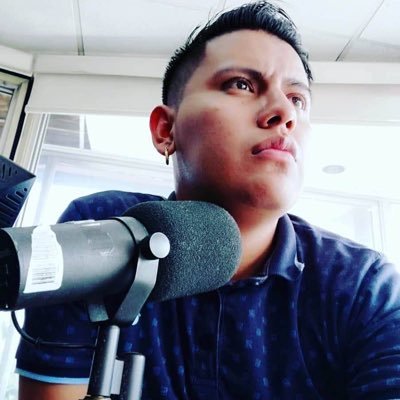 GUATEMALTECO, soy el creador de @juvenilesgt irreverente, pasional narrador de fútbol trabajo para la radio de las noticias...  CUENTA PERSONAL