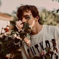 austinš (@thamoondood) 's Twitter Profile