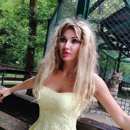 I like to meet new people 💋. You are 💯Welcome in my private chat. Follow the link below👇