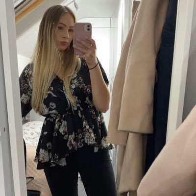 EmmaBla67626981's profile picture. Interior Designer - Interior Architecture and design Graduate 2019