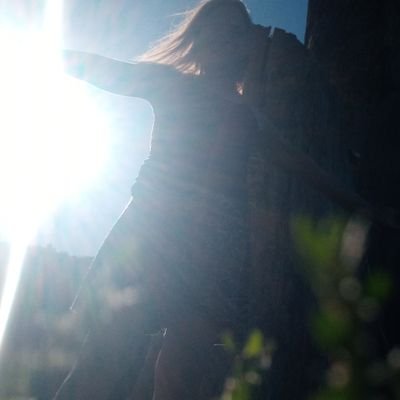 KWagi80's profile picture. trans Frau (sie/ihr), hat mal Religions- & Literaturwissenschaft studiert (& abgeschlossen) #transisbeautiful #MarxButNotLenin  #DasBisschenTheorie #ZeroCovid