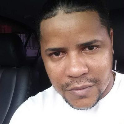 CarlosO51361663's profile picture. dios tienes el control de todos amén 🙏