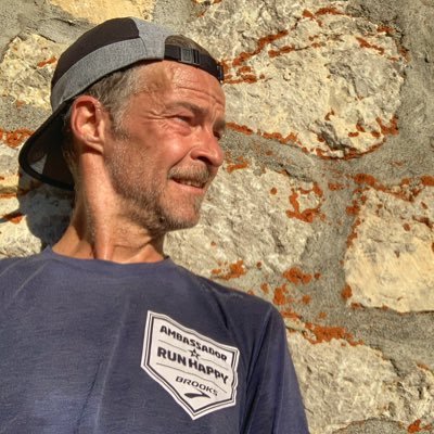 Vollzeit-Vater, Teilzeit-Yogi, #runhappy-Ambassador-Ultra-Trail-Marathoni, Chay-Master, Bier-Geniesser, Ponyhof-Betreiber, @mario@swiss.social