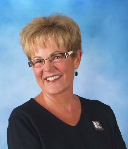 I sell and list real estate.  I serve Jefferson, Bullitt, Oldham, Meade, Nelson and Spencer Counties.  Give me a call should you need anything.