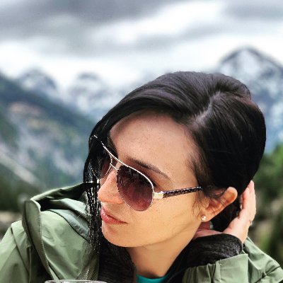 GeaninaMasgras's profile picture. 💻 ITC job as Software PO 
💍@SneakyUhd 
⛰Hobbies #photography #cooking #hiking #FEcoding  #Overwatch player 
👩🏻‍💻GitHub: https://t.co/BLrctpYab7