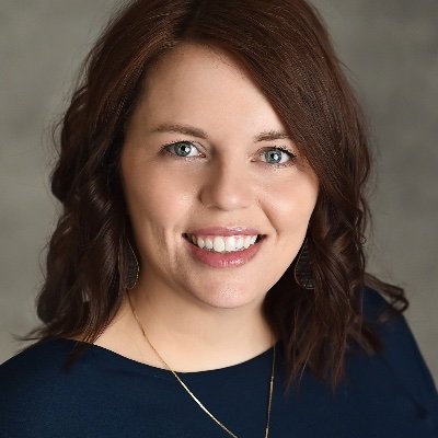 Slinger, WI Real Estate Agent working in all of Washington County helping buyers and sellers with RE/MAX United!