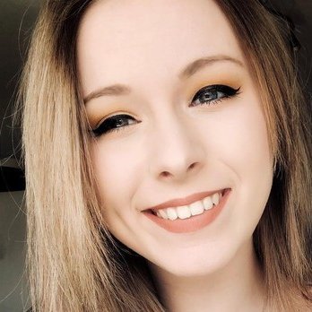 Interested in Politics and current topics! I answer when i have time ^^ SnapChat: brunettabae