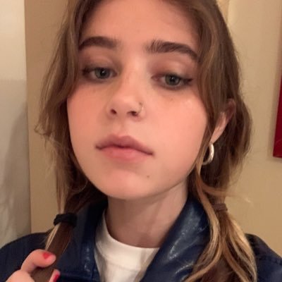 sapphierials's profile picture. they/them/her