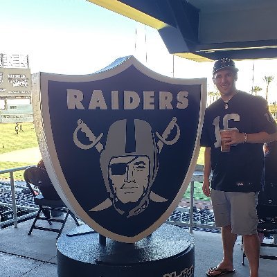 @WSUCougars Alumnus | @Raiders @AnaheimDucks @Mariners Fan | Add me on @OnePeloton PossumJ16

#GoCougs #RaiderNation #FlyTogether