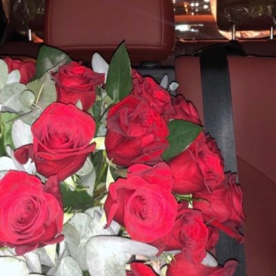 lulu_883's profile picture. 