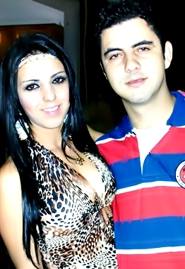 B_melloo's profile picture. Não sou nem tão perfeita, nem tão errada... Apenas o suficiente para ser Amada e Invejada