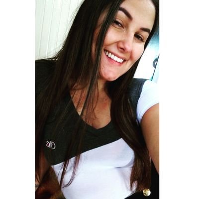 Vários humilhou, me rebaixou, Deus me levantou e eu nunca desisti 🎶
♒💜
Cirurgiã Dentista na força do ódio
mamãe da Lavínea 💛