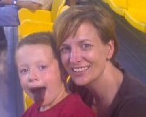 MooreOnLiving's profile picture. 