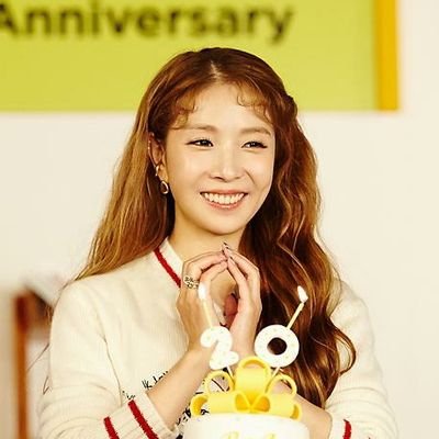 데뷔 25주년 서포트 팬북 & 데뷔카페
(2025.08.23 - 2025.08.25)