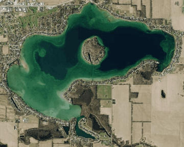 MIdiamondlake's profile picture. 1100 acres of glacially created, spring-fed goodness!  Fun anywhere despite the season!  Come join us!!!