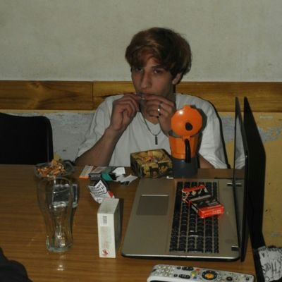 FakuuLv's profile picture. 2284-554013 mi warap
@fakuu_lv mi ig
no se que mas queres pa
17 años re capó mal olvídate que si pa