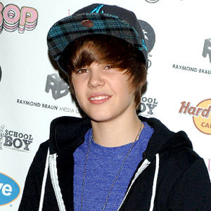 Official Justin Bieber - Alternate Twitter due to hackers.