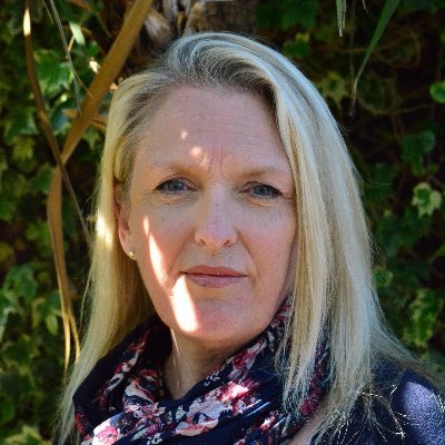 ExeterLynda's profile picture. 