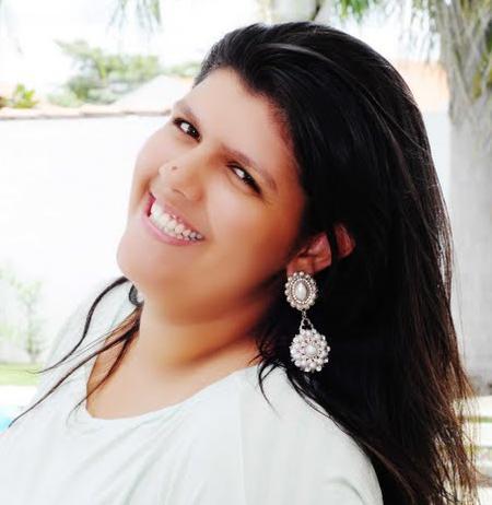 LariPonzio's profile picture. 