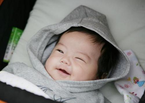 전자기기에 관심많은 1人.
모두 트위터하면 집에 소는 대체 누가 키울꺼야?