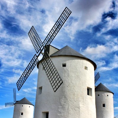 DB2244's profile picture. Living in SW France, part time photographer, not so frequent flyer.