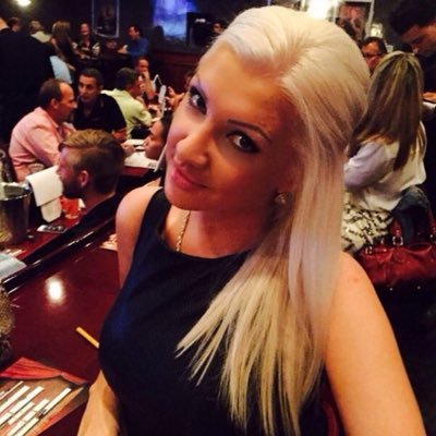 laure_paolo's profile picture. Avoir toute les vertus est impossible 🥰🥰