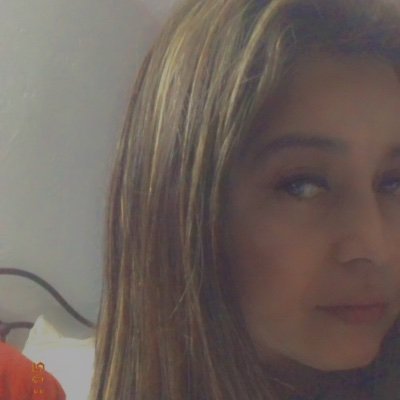 Hola hola! Me encanta la vida aunq solo es un ratico ❤️