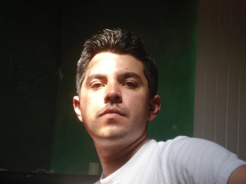 Architect. Lover of design, sports, speed and good music.