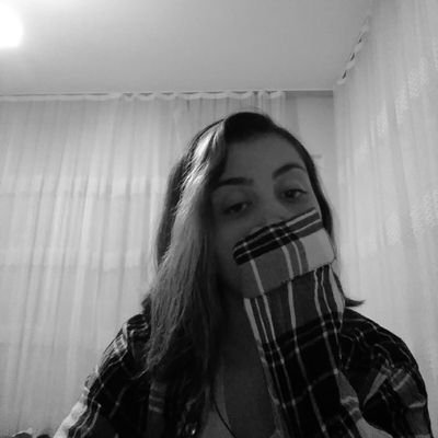 Cennet09982567's profile picture. si lo puedes soñar , lo puedes hacer🍷